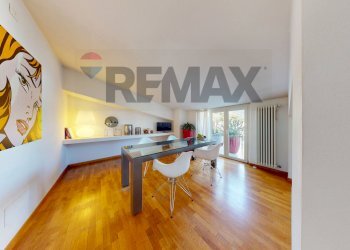 Sala da pranzo - Villa Bifamiliare viale Oberdan
 
39, Camaiore - foto 11