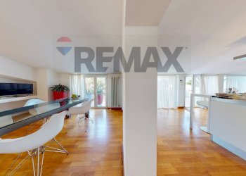 Sala da pranzo - Villa Bifamiliare viale Oberdan
 
39, Camaiore - foto 12