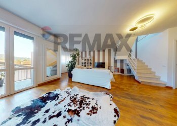 Camera / camera da letto - Villa Bifamiliare viale Oberdan
 
39, Camaiore - foto 26