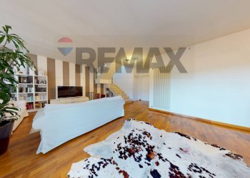 Camera / camera da letto - Villa Bifamiliare viale Oberdan
 
39, Camaiore - foto 28