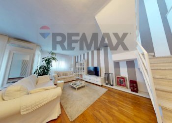 Soggiorno - Villa Bifamiliare viale Oberdan
 
39, Camaiore - foto 31