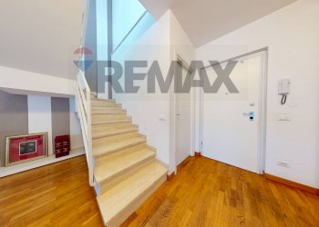 Scale - Villa Bifamiliare viale Oberdan
 
39, Camaiore - foto 32