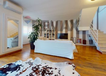 Soggiorno - Villa Bifamiliare viale Oberdan
 
39, Camaiore - foto 43