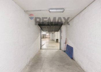 Hall / corridoio - Box Roma - photo 3