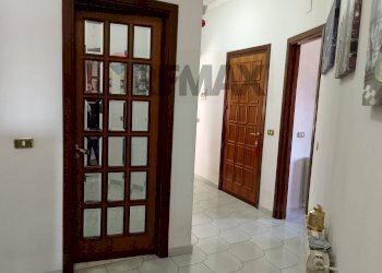 Hall / corridoio - Four-room apartment Via Trento, Gravina di Catania - photo 24