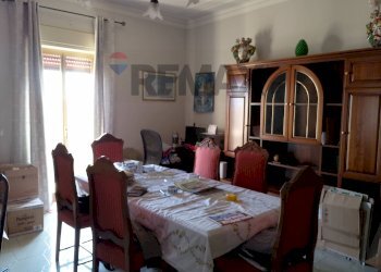 Sala da pranzo - Four-room apartment Via Trento, Gravina di Catania - photo 25