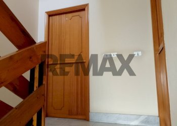 Scale - Four-room apartment Via Trento
13, Gravina di Catania - photo 24