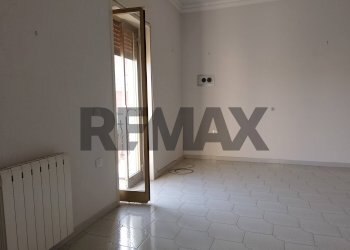 Stanza vuota - Four-room apartment Via Trento
13, Gravina di Catania - photo 29