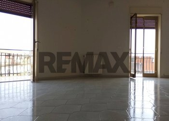 Stanza vuota - Four-room apartment Via Trento
13, Gravina di Catania - photo 33