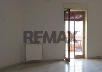 Stanza vuota - Four-room apartment Via Trento
13, Gravina di Catania - photo 36