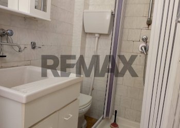 Bagno - Four-room apartment Via Trento
13, Gravina di Catania - photo 39