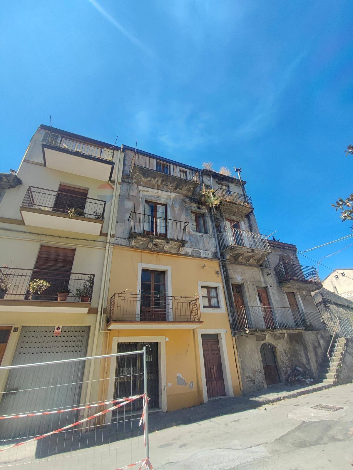 Edificio all\'aperto - Casa semi indipendente Francavilla di Sicilia - foto 1