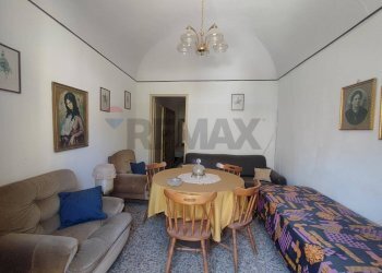 Sala da pranzo - Casa semi indipendente Francavilla di Sicilia - foto 5