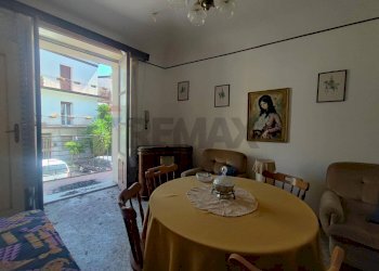 Sala da pranzo - Casa semi indipendente Francavilla di Sicilia - foto 6