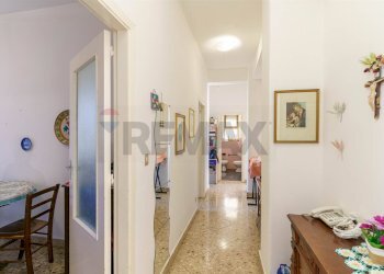 Hall / corridoio - Apartment Via Fimia
 
18, Catania - photo 8
