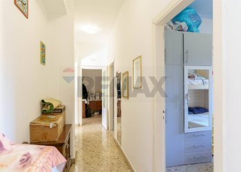 Hall / corridoio - Apartment Via Fimia
 
18, Catania - photo 9