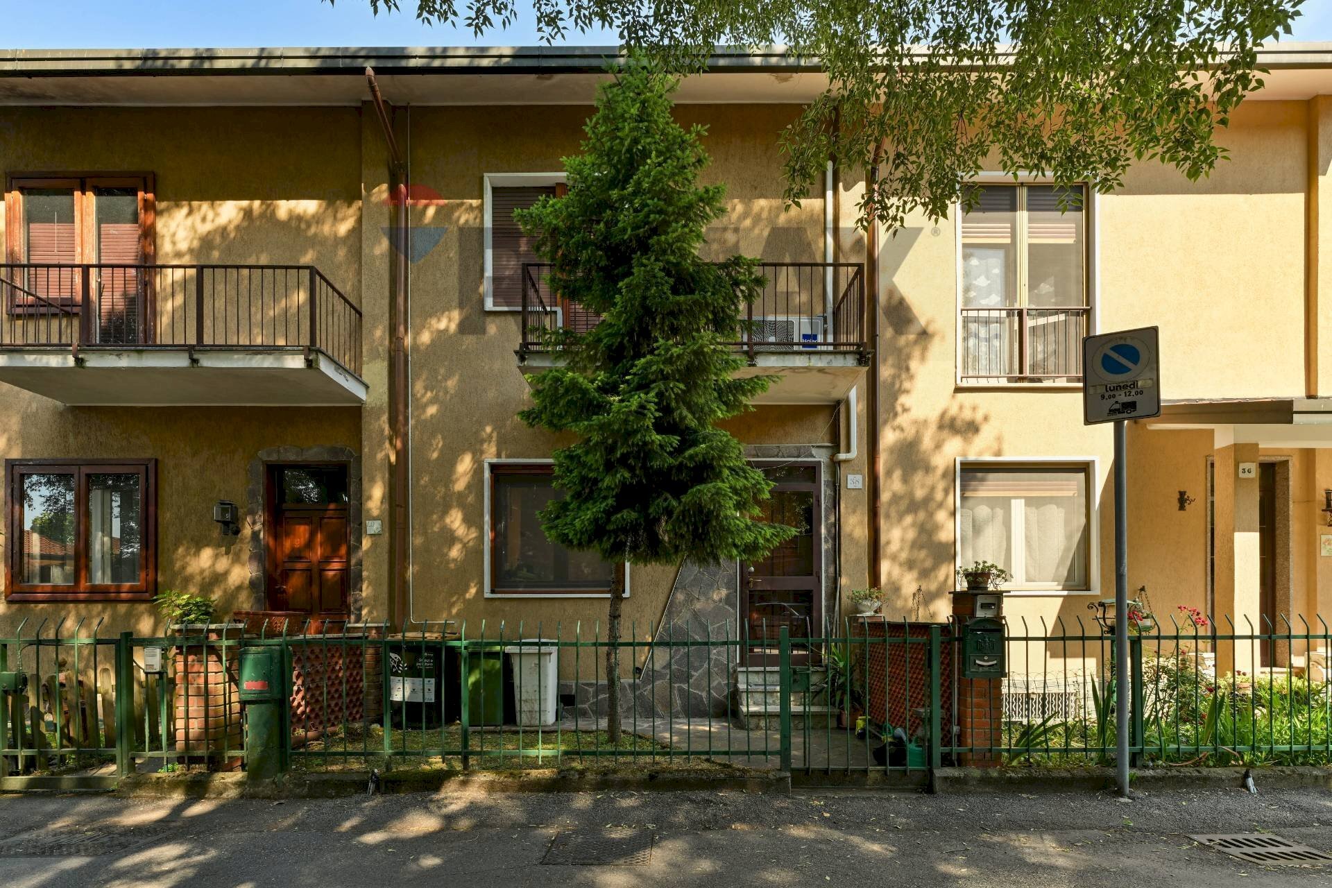 Edificio all\'aperto - Terraced Villa VIA DELL'ABETE
 
38, Segrate - photo 1
