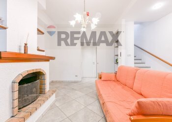 Soggiorno - Villa a Schiera VIA DELL'ABETE
 
38, Segrate - foto 6