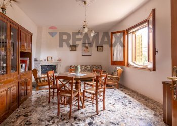 Sala da pranzo - Villa Via del Biancone
 
2, Siracusa - foto 10
