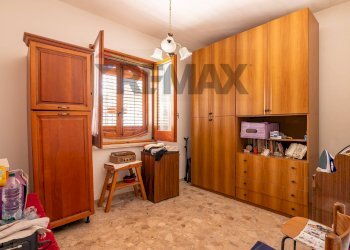 Camera / camera da letto - Villa Via del Biancone
 
2, Siracusa - foto 14
