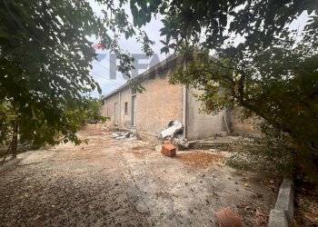 Casa all\'aperto - Villa RONCO I VIA PAPA PAOLO VI
 
4, Priolo Gargallo - foto 2