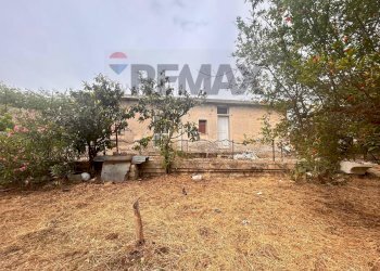 Giardino - Villa RONCO I VIA PAPA PAOLO VI
 
4, Priolo Gargallo - foto 3