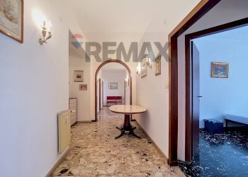 Hall / corridoio - Appartamento Via Giosuè Carducci
 
56, Venezia - foto 8