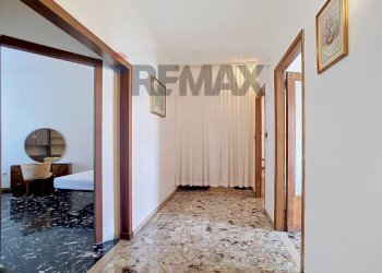 Hall / corridoio - Appartamento Via Giosuè Carducci
 
56, Venezia - foto 16