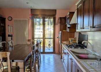 Cucina - Quadrilocale Breno - foto 9
