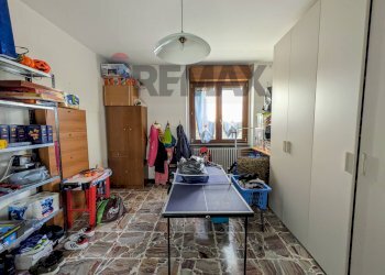 Camera / camera da letto - Quadrilocale Breno - foto 18