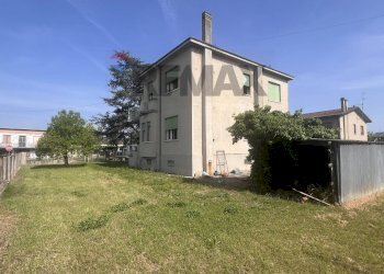 Edificio all\'aperto - Independent house Via Fabio Filzi
 
434, Ceneselli - photo 18