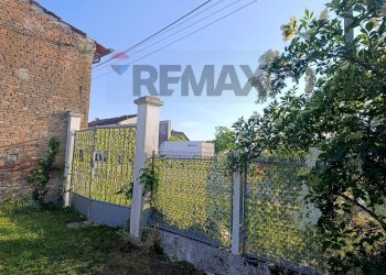 Giardino - Casa semi indipendente via pavia
 
36, Bressana Bottarone - foto 6