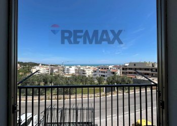 Balcone - Appartamento Via Saragat
 
21, Vieste - foto 12
