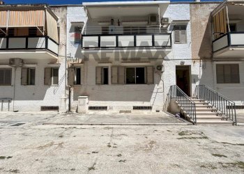 Edificio all\'aperto - Appartamento Via Saragat
 
21, Vieste - foto 24