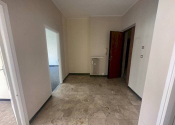 Foto 6 - Trilocale via Parini
 
10, Asti - foto 6