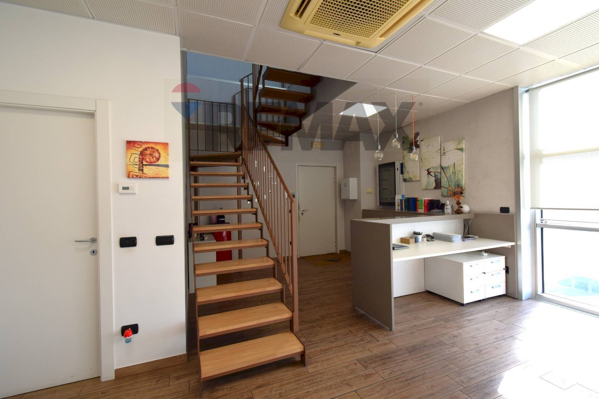 Scale - Office Via Strasburgo
18, Parma - photo 2