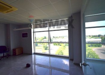 Stanza vuota - Ufficio Via Strasburgo
18, Parma - foto 19