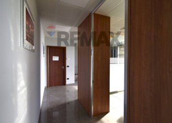 Hall / corridoio - Ufficio Via Strasburgo
18, Parma - foto 20