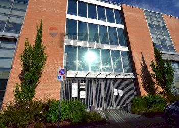 Edificio all\'aperto - Ufficio Via Strasburgo
18, Parma - foto 38