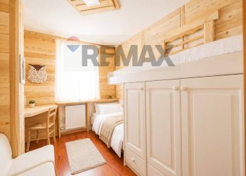 Camera / camera da letto - Three-room apartment VIA MAGGIORE
 
120, Roana - photo 15
