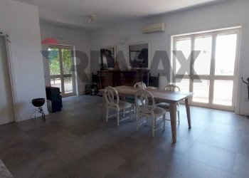 Sala da pranzo - Villa Via Madonna del Pantano
 
131, Giugliano in Campania - photo 12