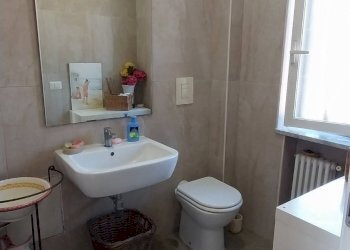 Bagno - Villa Via Madonna del Pantano
 
131, Giugliano in Campania - photo 18