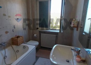 Bagno - Villa Via Madonna del Pantano
 
131, Giugliano in Campania - photo 24