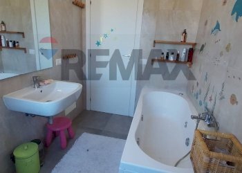 Bagno - Villa Via Madonna del Pantano
 
131, Giugliano in Campania - photo 27