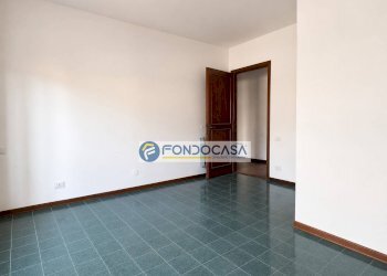 Camera - Three-room apartment Via Massimo d'azeglio, Carrara - photo 16