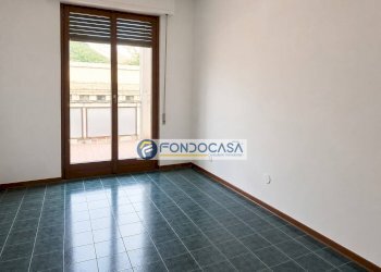 Camera - Three-room apartment Via Massimo d'azeglio, Carrara - photo 17