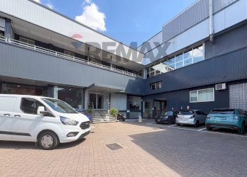 Edificio all\'aperto - Attività Commerciale VIALE MONZA
258, Milano - foto 25