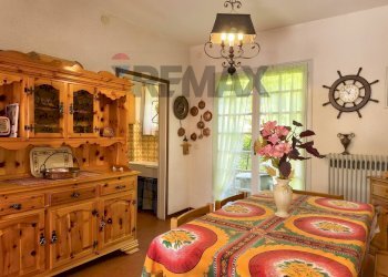 Sala da pranzo - Terraced Villa Via Dante Alighieri
 
47, Carpineti - photo 10