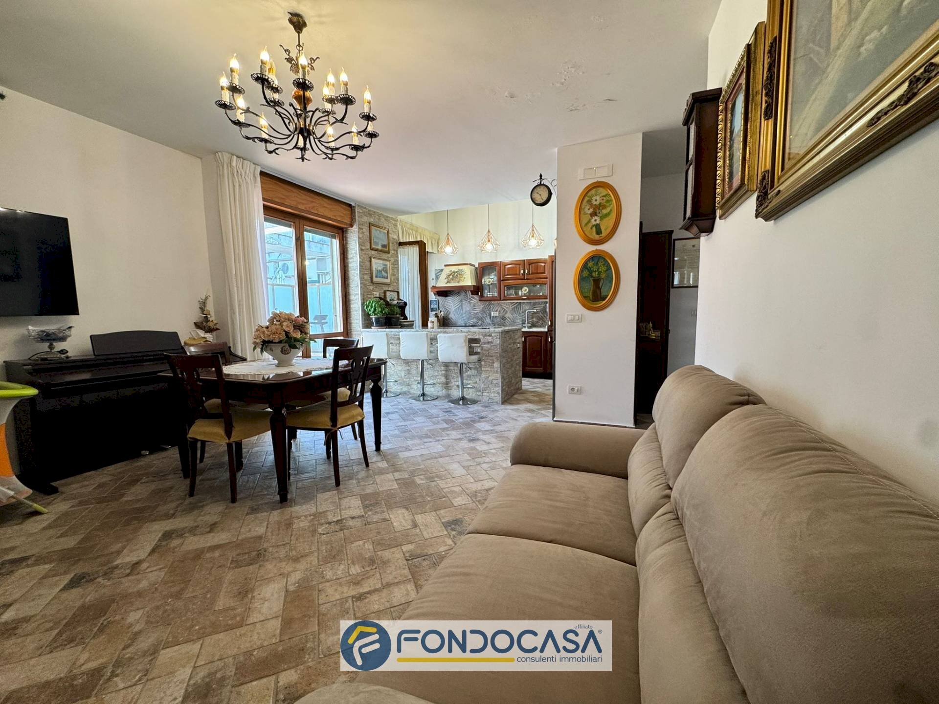 Foto 1 - Three-room apartment via giulio pastore
 
17, Salerno - photo 1