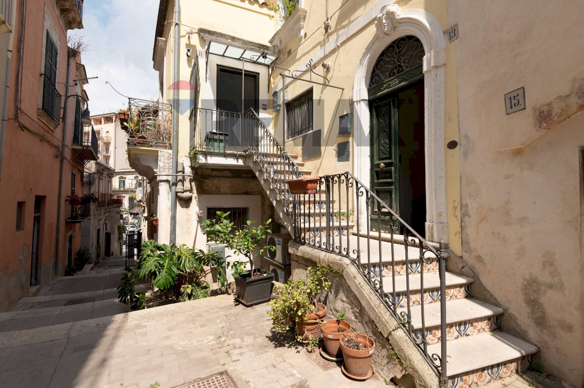 Edificio all\'aperto - Casa semi indipendente Corso Umberto I
31, Modica - foto 3